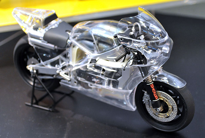 フルビュー ホンダ NSR500 '84 プラモデル (タミヤ 1/12 オートバイシリーズ No.126) 商品画像_2