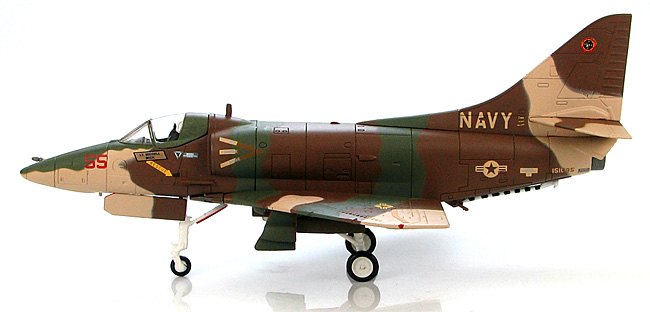 A-4E スカイホーク トップガン 2 完成品 (ホビーマスター 1/72 エアパワー シリーズ （ジェット） No.HA1421) 商品画像_3