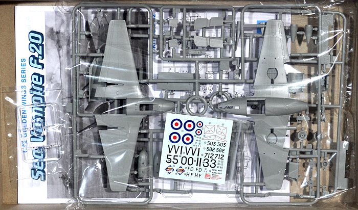 イギリス海軍 艦上戦闘機 シーバンパイア F.20 プラモデル (サイバーホビー 1/72 GOLDEN WINGS SERIES No.5112) 商品画像_1