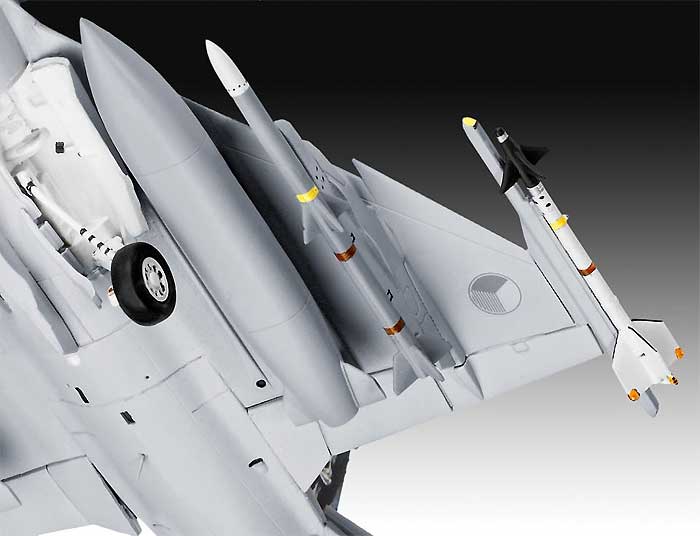 サーブ JAS-39C グリペン プラモデル (レベル 1/72 Aircraft No.04999) 商品画像_4