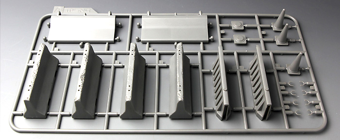 コンクリートとプラスチックバリア プラモデル (MENG-MODEL サプライ シリーズ No.SPS-012) 商品画像_1