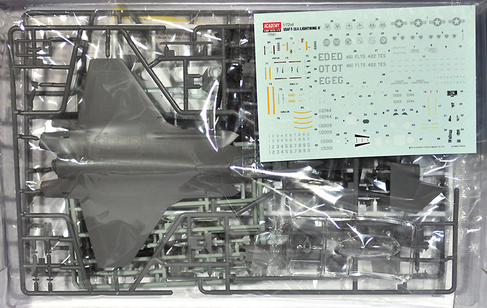 F-35A ライトニング 2 プラモデル (アカデミー 1/72 Scale Aircrafts No.12507) 商品画像_1