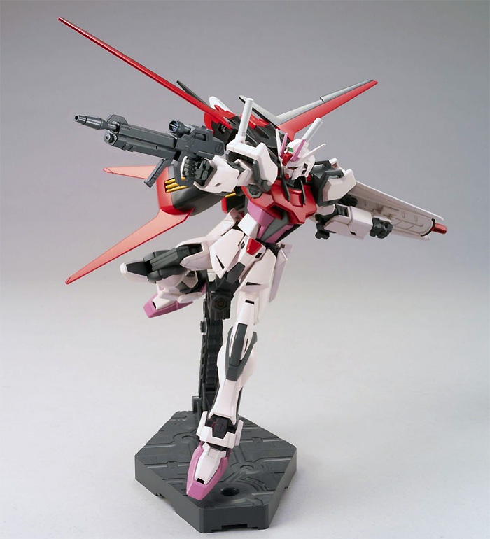 MBF-02＋AQM/E-X01 ストライクルージュ プラモデル (バンダイ HGCE ハイグレード コズミック・イラ No.176) 商品画像_3