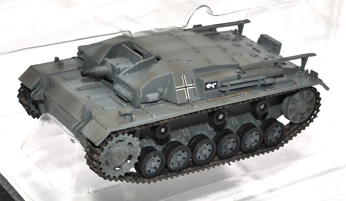 3号突撃砲 B型 バルカン戦線 1941年 完成品 (イージーモデル 1/72 AFVモデル（塗装済完成品） No.36136) 商品画像_1