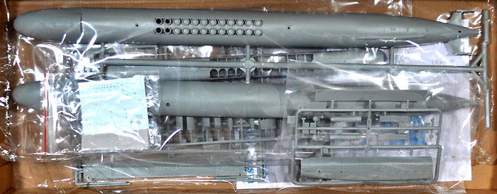 アメリカ海軍 潜水艦 フロリダ SSGN-728 プラモデル (ドラゴン 1/350 Modern Sea Power Series No.1056) 商品画像_1