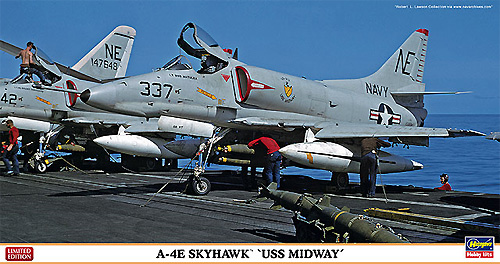 A-4E スカイホーク USS ミッドウェイ プラモデル (ハセガワ 1/48 飛行機 限定生産 No.07377) 商品画像