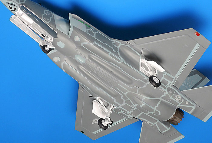 ロッキード マーチン F-35A ライトニング 2 プラモデル (タミヤ 1/72 ウォーバードコレクション No.087) 商品画像_3