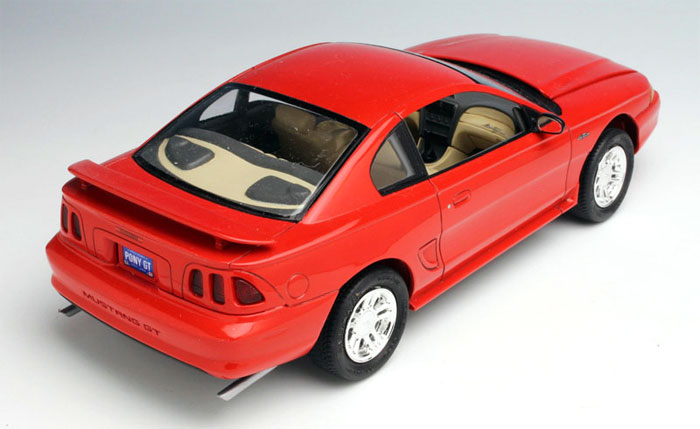 1997 フォード マスタング GT 50周年記念モデル プラモデル (amt 1/25 カーモデル No.AMT864/12) 商品画像_3