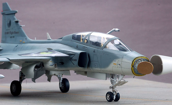 サーブ JAS-39B/D グリペン プラモデル (キティホーク 1/48 ミリタリー No.KH80118) 商品画像_2