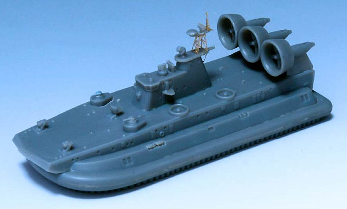 ロシア海軍 ズーブル級 エアクッション揚陸艇 プラモデル (ドリームモデル 1/700 艦船モデル No.DM70005) 商品画像_2