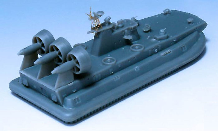 ロシア海軍 ズーブル級 エアクッション揚陸艇 プラモデル (ドリームモデル 1/700 艦船モデル No.DM70005) 商品画像_3