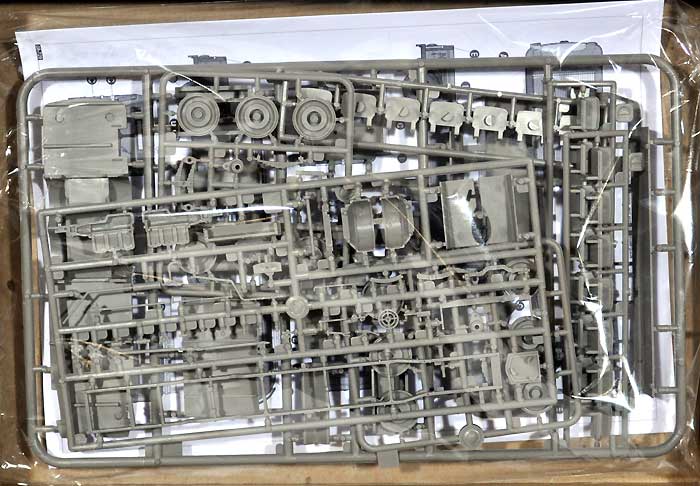 ボマーク オムニバス 7 or 660 プラモデル (ローデン 1/72 AFV MODEL KIT No.729) 商品画像_1