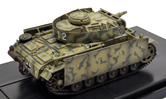 ドイツ 3号戦車 N型 w/シュルツェン ドイツ 第2装甲師団 1943年 クルスク 完成品 (ドラゴン 1/72 ドラゴンアーマーシリーズ No.60452) 商品画像_3