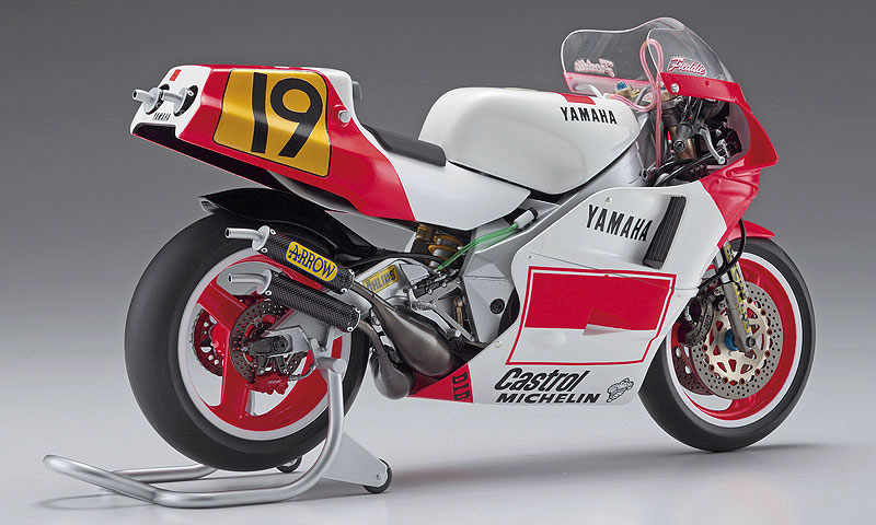 ヤマハ YZR500 (OWA8) マールボロ ヤマハ 1989 プラモデル (ハセガワ 1/12 バイク 限定生産 No.21712) 商品画像_3