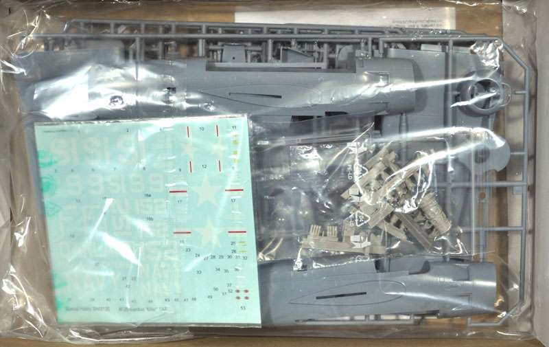 グラマン AF-2S キラー ガーディアン 対潜哨戒機 プラモデル (スペシャルホビー 1/48 エアクラフト No.SH48135) 商品画像_1