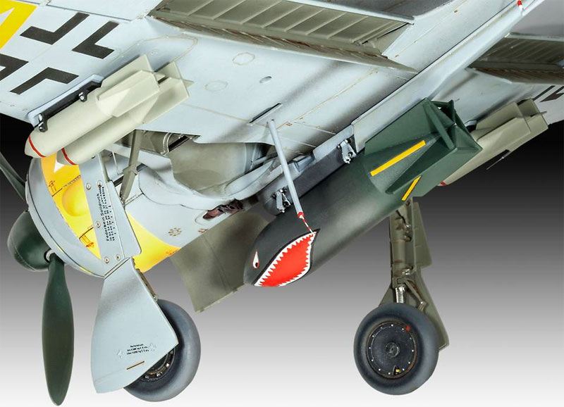 フォッケウルフ Fw190F-8 プラモデル (レベル 1/32 Aircraft No.04869) 商品画像_4