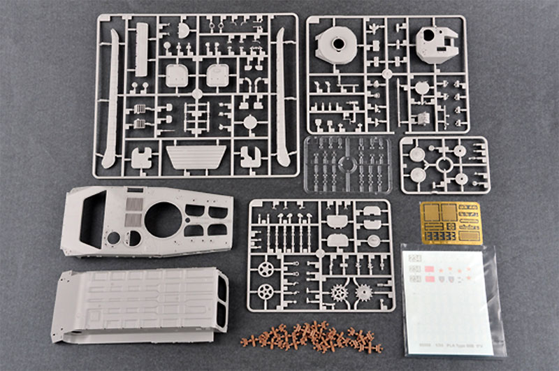 中国軍 ZBD86-B 86B式 歩兵戦闘車 プラモデル (トランペッター 1/35 ＡＦＶシリーズ No.05558) 商品画像_1