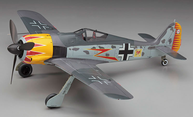 フォッケウルフ Fw190A-5/U7 グラーフスペシャル w/ フィギュア プラモデル (ハセガワ 1/32 飛行機 限定生産 No.08241) 商品画像_3