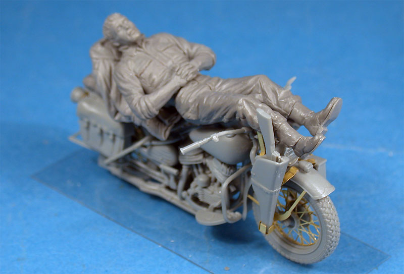 REST ON MOTORCYCLE プラモデル (ミニアート 1/35 WW2 ミリタリーミニチュア No.35176) 商品画像_2