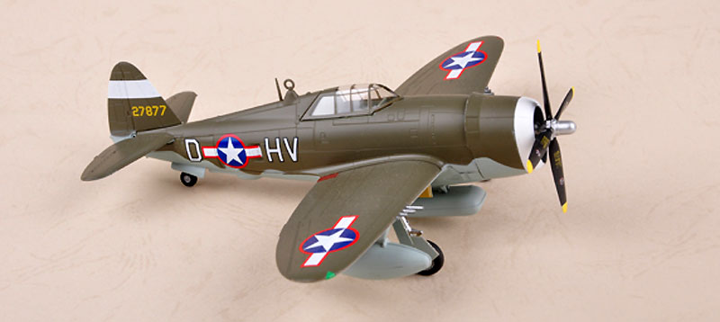 P-47D サンダーボルト レイザーバック 第8戦闘航空群 第56戦闘飛行隊 完成品 (イージーモデル 1/72 ウイングド エース （Winged Ace） No.36424) 商品画像_1