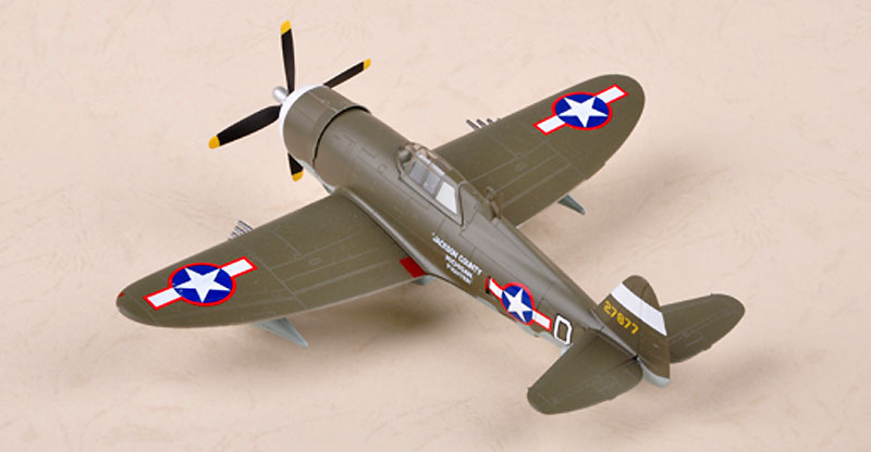 P-47D サンダーボルト レイザーバック 第8戦闘航空群 第56戦闘飛行隊 完成品 (イージーモデル 1/72 ウイングド エース （Winged Ace） No.36424) 商品画像_2