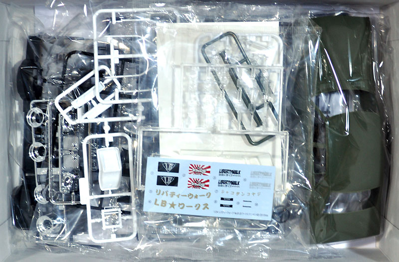 LB ワークス ケンメリ 4Dr 2015Ver. プラモデル (アオシマ 1/24 リバティーウォーク No.008) 商品画像_1