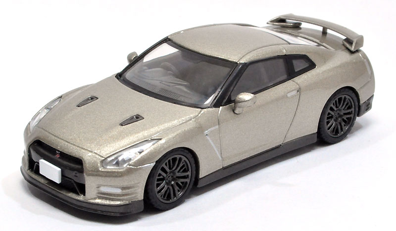 ニッサン GT-R プレミアムエディション 45th ANNIVERSARY (金) ミニカー (トミーテック トミカリミテッド ヴィンテージ ネオ No.LV-N117a) 商品画像_1