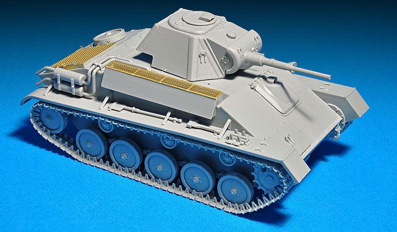 ソビエト T-70M 軽戦車 w/ソビエト戦車兵 プラモデル (ミニアート 1/35 WW2 ミリタリーミニチュア No.35194) 商品画像_2