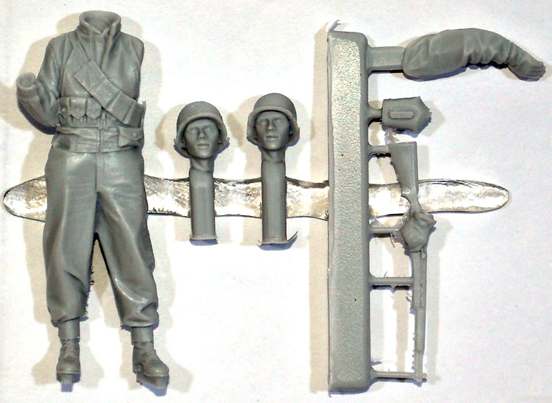 WW2 アメリカ軍 歩兵 (防寒ジャケット) レジン (アルパイン 1/35 フィギュア No.AM35202) 商品画像_1