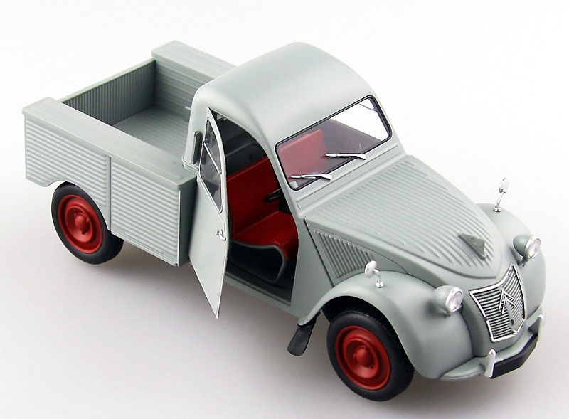 シトロエン 2CV ピックアップ プラモデル (エブロ 1/24 プラスチックキット No.25004) 商品画像_2