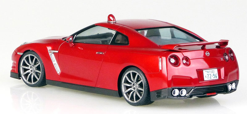 さらば あぶない刑事 R35 GT-R プラモデル (アオシマ 1/24 あぶない刑事 No.003) 商品画像_4