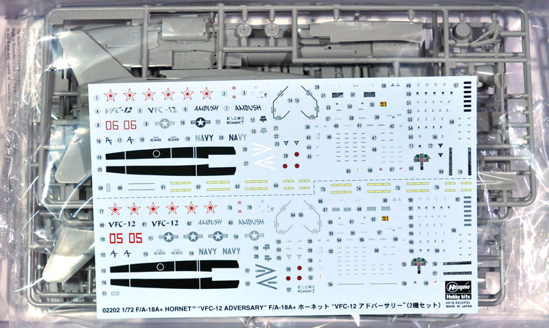 F/A-18A+ ホーネット VFC-12 アドバーサリー プラモデル (ハセガワ 1/72 飛行機 限定生産 No.02202) 商品画像_1