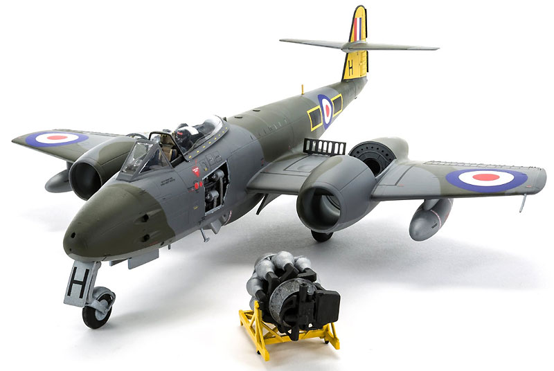 グロスター ミーティア F.8 プラモデル (エアフィックス 1/48 ミリタリーエアクラフト No.A09182) 商品画像_1