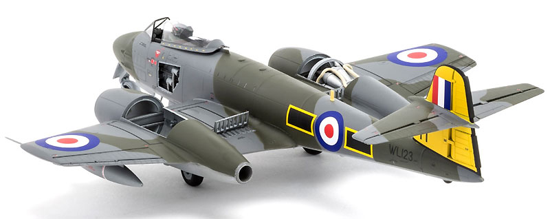 グロスター ミーティア F.8 プラモデル (エアフィックス 1/48 ミリタリーエアクラフト No.A09182) 商品画像_2