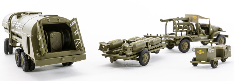 WW2 アメリカ陸軍航空軍 第8爆撃軍団 爆撃補給セット プラモデル (エアフィックス 1/72 ミリタリーエアクラフト No.A06304) 商品画像_2