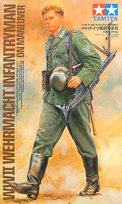 WW2 ドイツ国防軍歩兵(行軍スタイル） プラモデル (タミヤ 1/16 ワールドフィギュアシリーズ No.007) 商品画像