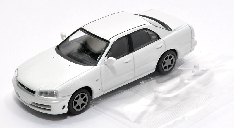 ニッサン スカイライン 25GT ターボ (2000年式) (白) ミニカー (トミーテック トミカリミテッド ヴィンテージ ネオ No.LV-N128b) 商品画像_1
