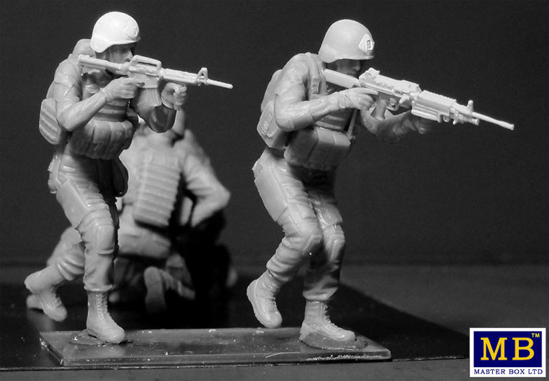 アメリカ 現用兵士 ＋ 犬 (No Soldier left behind - MWD Down) プラモデル (マスターボックス 1/35 ミリタリーミニチュア No.MB35181) 商品画像_2