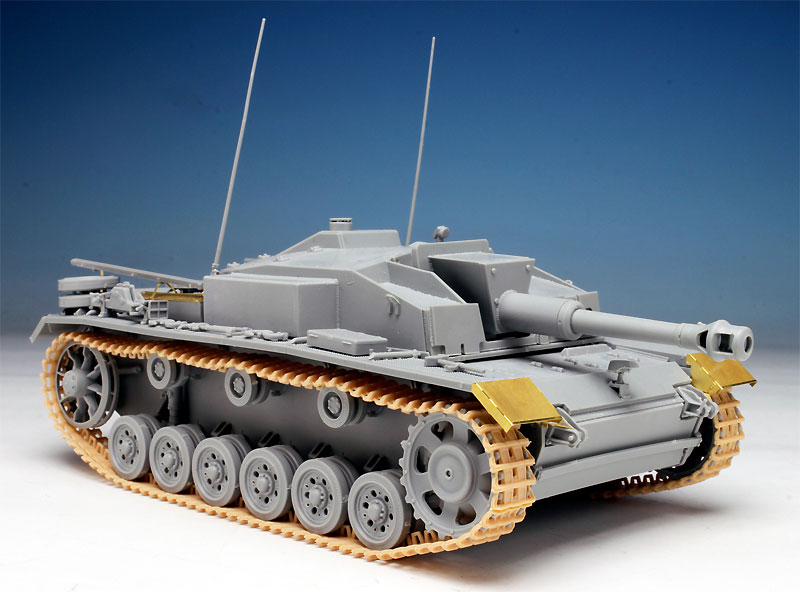 ドイツ 10.5cm 突撃榴弾砲42 E/F型 プラモデル (ドラゴン 1/35 39-45 Series No.6834) 商品画像_3