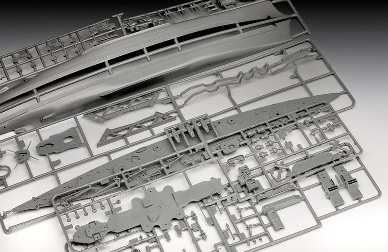 ドイツ戦艦 シャルンホルスト プラモデル (レベル Ships（艦船関係モデル） No.05037) 商品画像_1