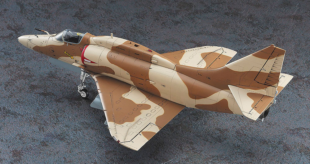 A-4M スカイホーク グレック・ゲイツ (エリア88) プラモデル (ハセガワ エリア88 No.64747) 商品画像_2