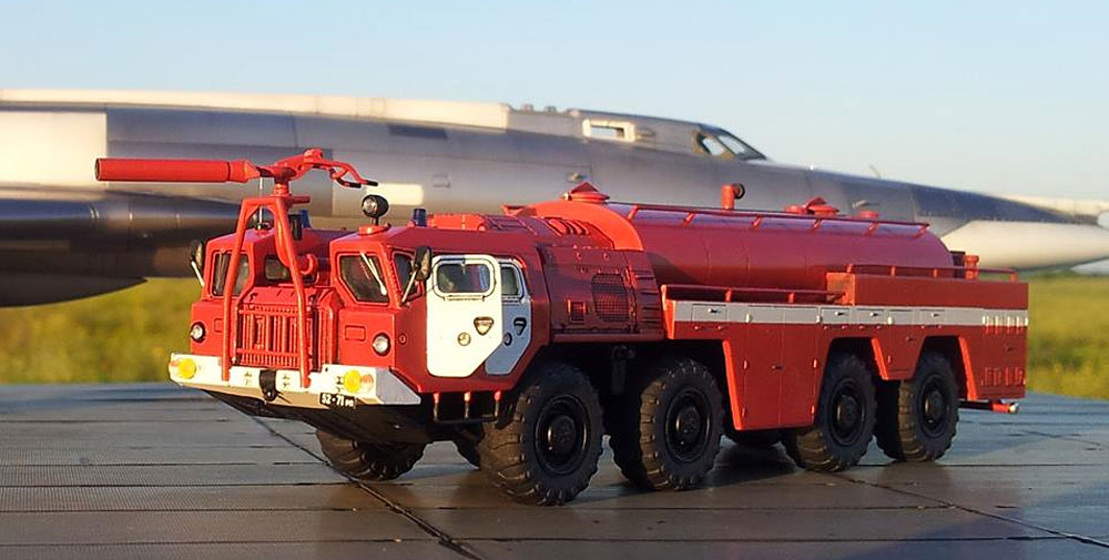 AA-60 空港用科学消防車 プラモデル (A&A MODELS 1/72 プラスチックモデル No.7201) 商品画像_2