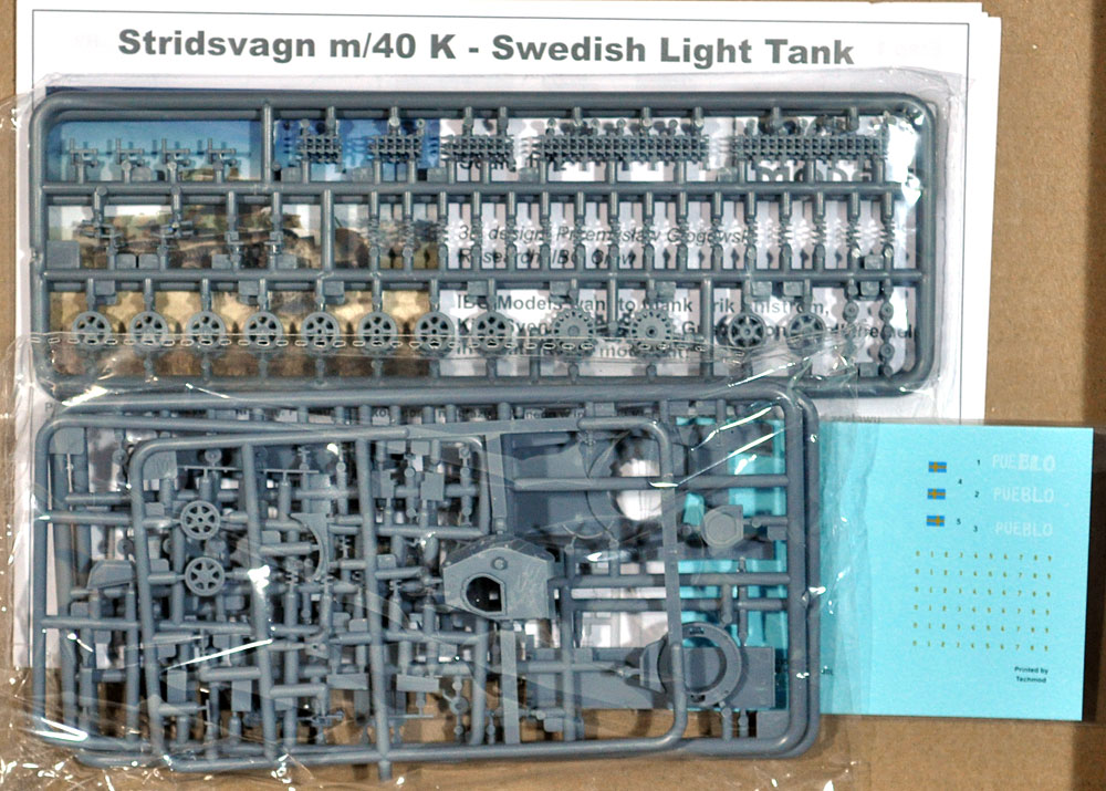 ストリッツヴァグン M/40K スウェーデン軽戦車 プラモデル (IBG 1/72 AFVモデル No.72035) 商品画像_1