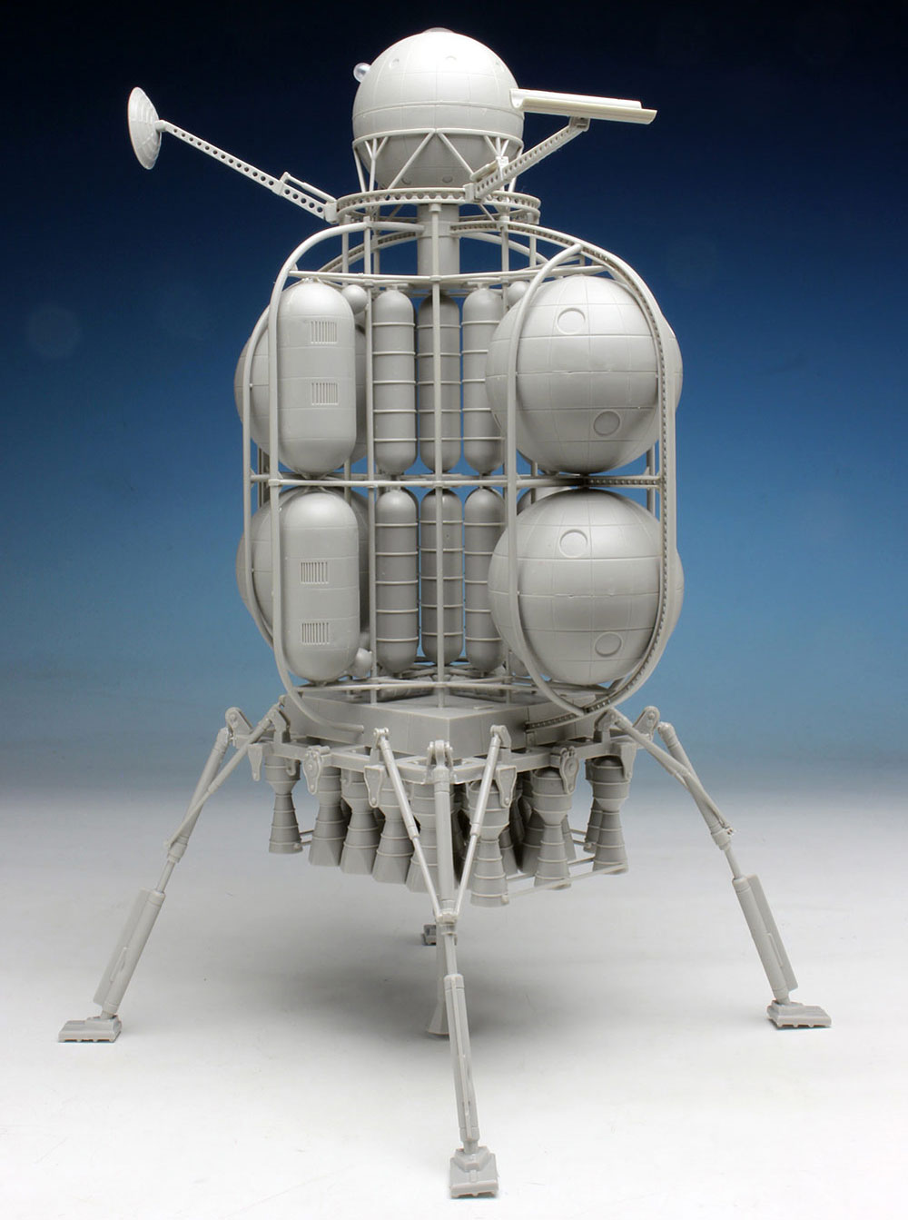 ムーンランダー フォン・ブラウン博士の月面探査機 プラモデル (ペガサスホビー プラスチックモデルキット No.9109) 商品画像_2