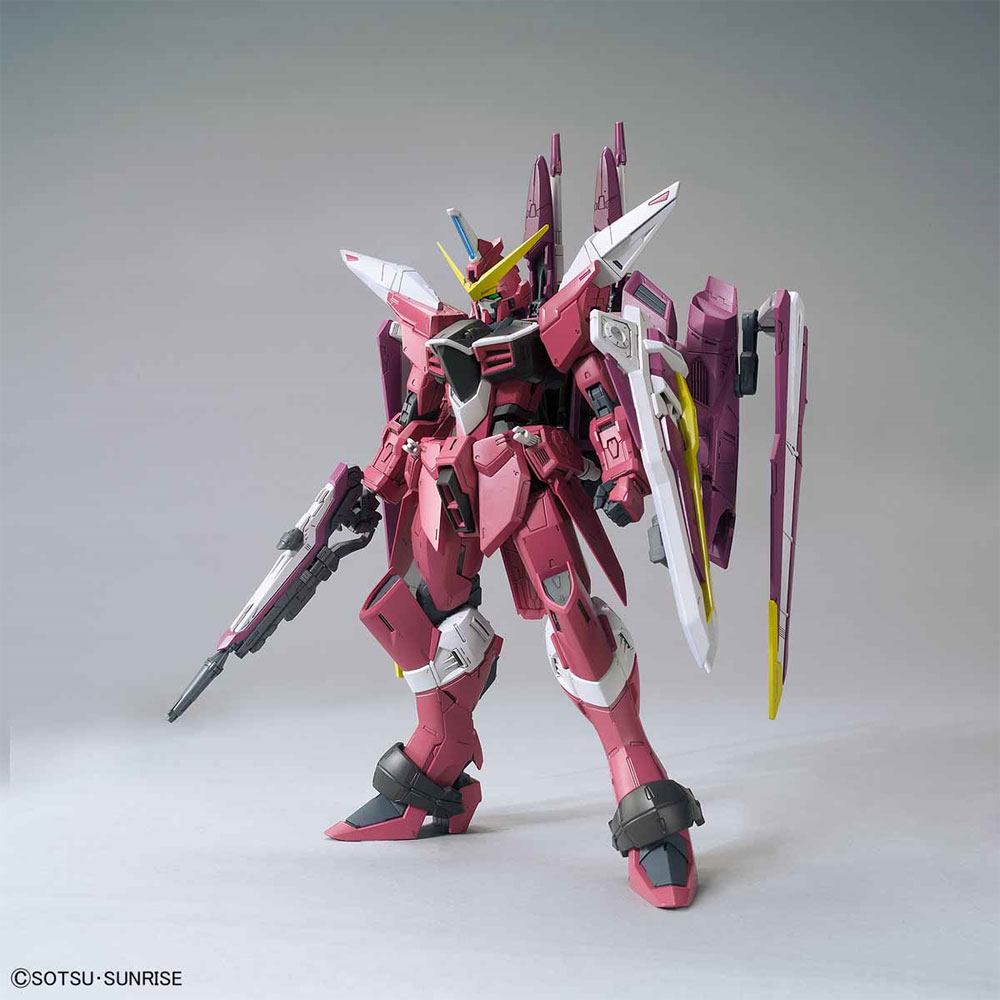 ZGMF-X09A ジャスティスガンダム プラモデル (バンダイ MASTER GRADE (マスターグレード） No.5063150) 商品画像_2