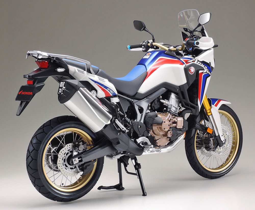 ホンダ CRF1000L アフリカツイン プラモデル (タミヤ 1/6 オートバイシリーズ No.16042) 商品画像_3