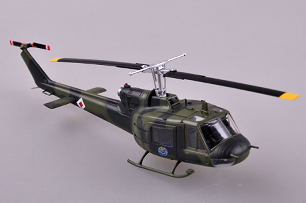 UH-1B アメリカ陸軍 完成品 (イージーモデル 1/72 ウイングド エース （Winged Ace） No.36909) 商品画像_2