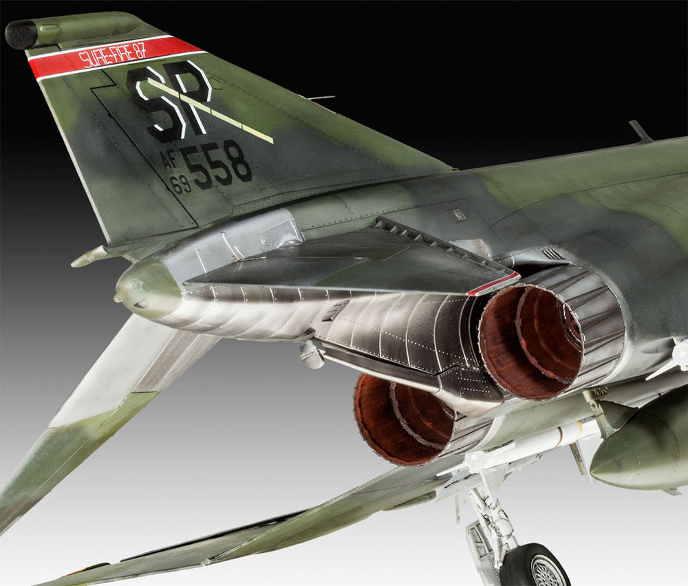 F-4G ファントム 2 ワイルド ヴィーゼル プラモデル (レベル 1/32 Aircraft No.04959) 商品画像_4