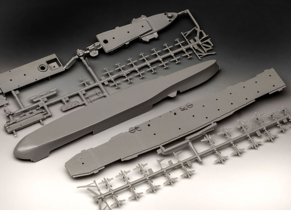 USS ホーネット CV-8 プラモデル (レベル 1/1200 艦船キット No.05823) 商品画像_1