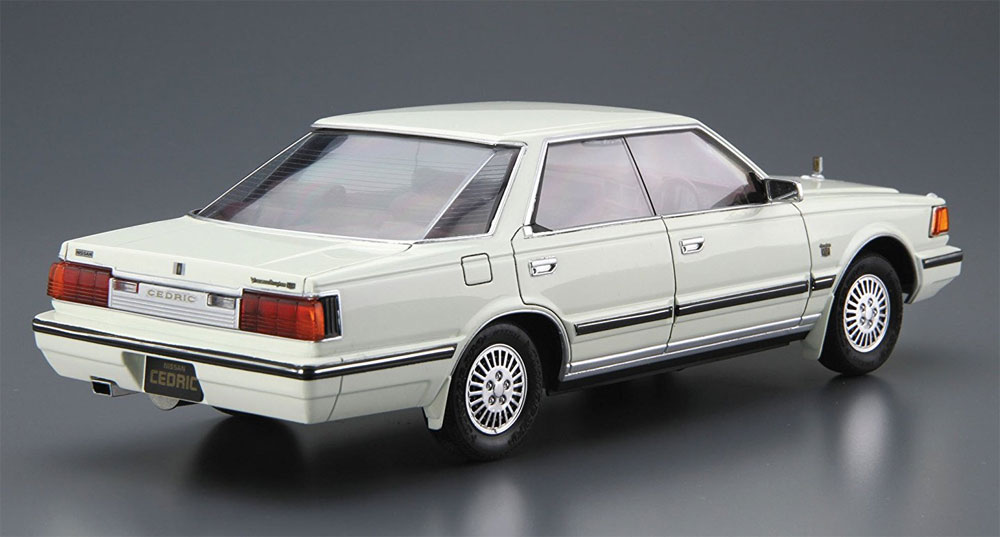 ニッサン Y30 セドリック / グロリア 4HT V30E ブロアム VIP '83 プラモデル (アオシマ 1/24 ザ・モデルカー No.旧058) 商品画像_3